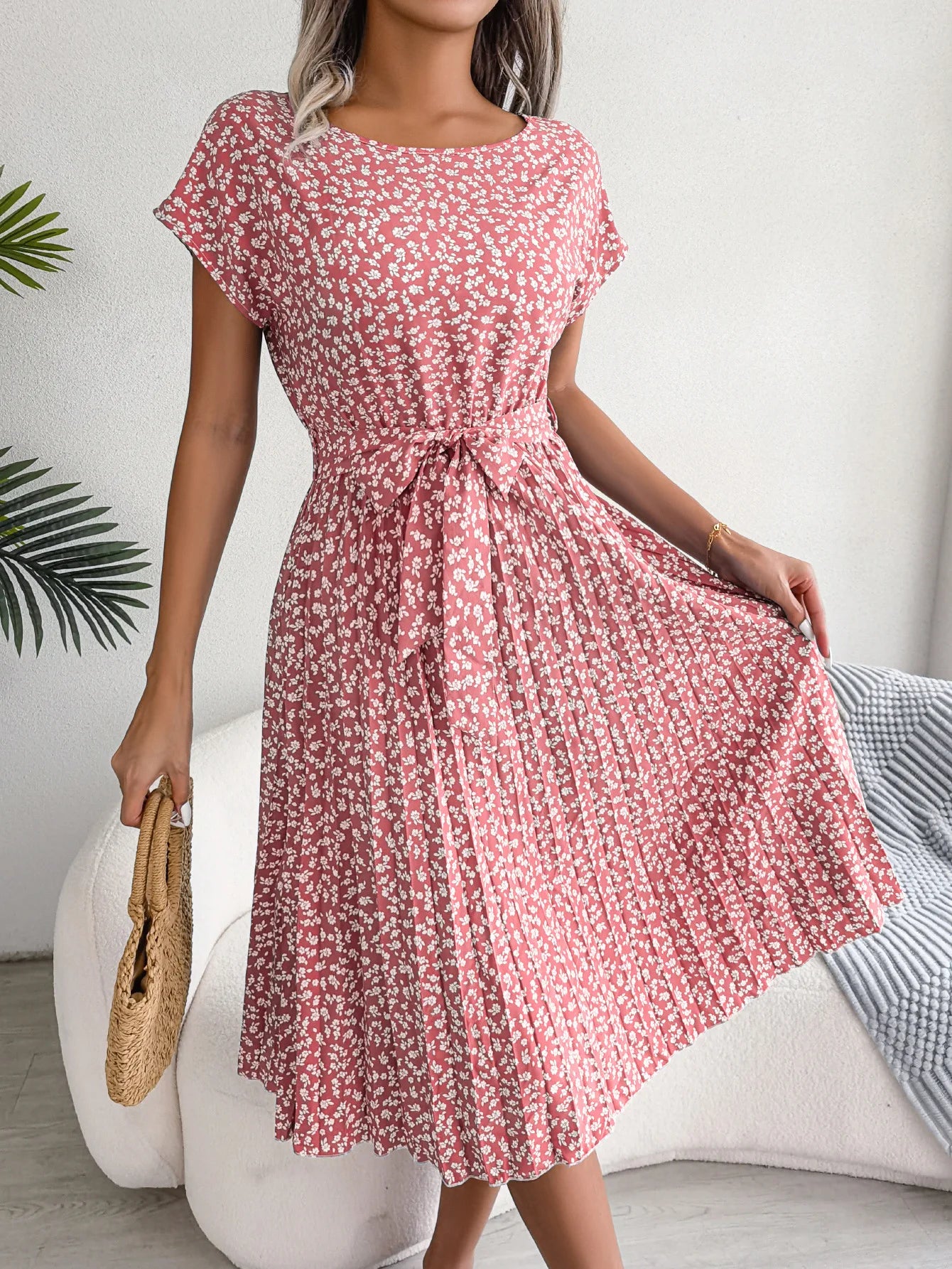 Floral Pleated Chic Summer Dress – High Waist, Short Sleeve, A-Line Knee-Length Dress for Women