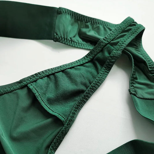 V-Shaped Low Waist Thong Panties for Women – Sporty Seamless Hip-Lift Underwear with Metal Accent