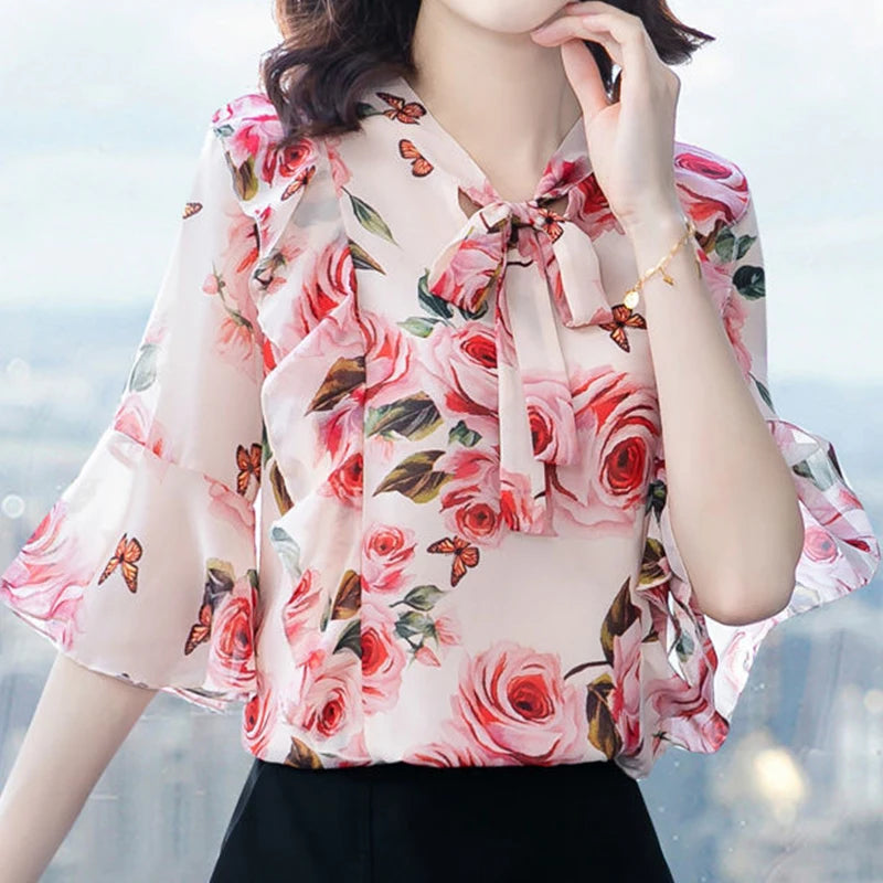 Floral V-Neck Summer Blouse – Women’s Loose Fit Three-Quarter Sleeve Top