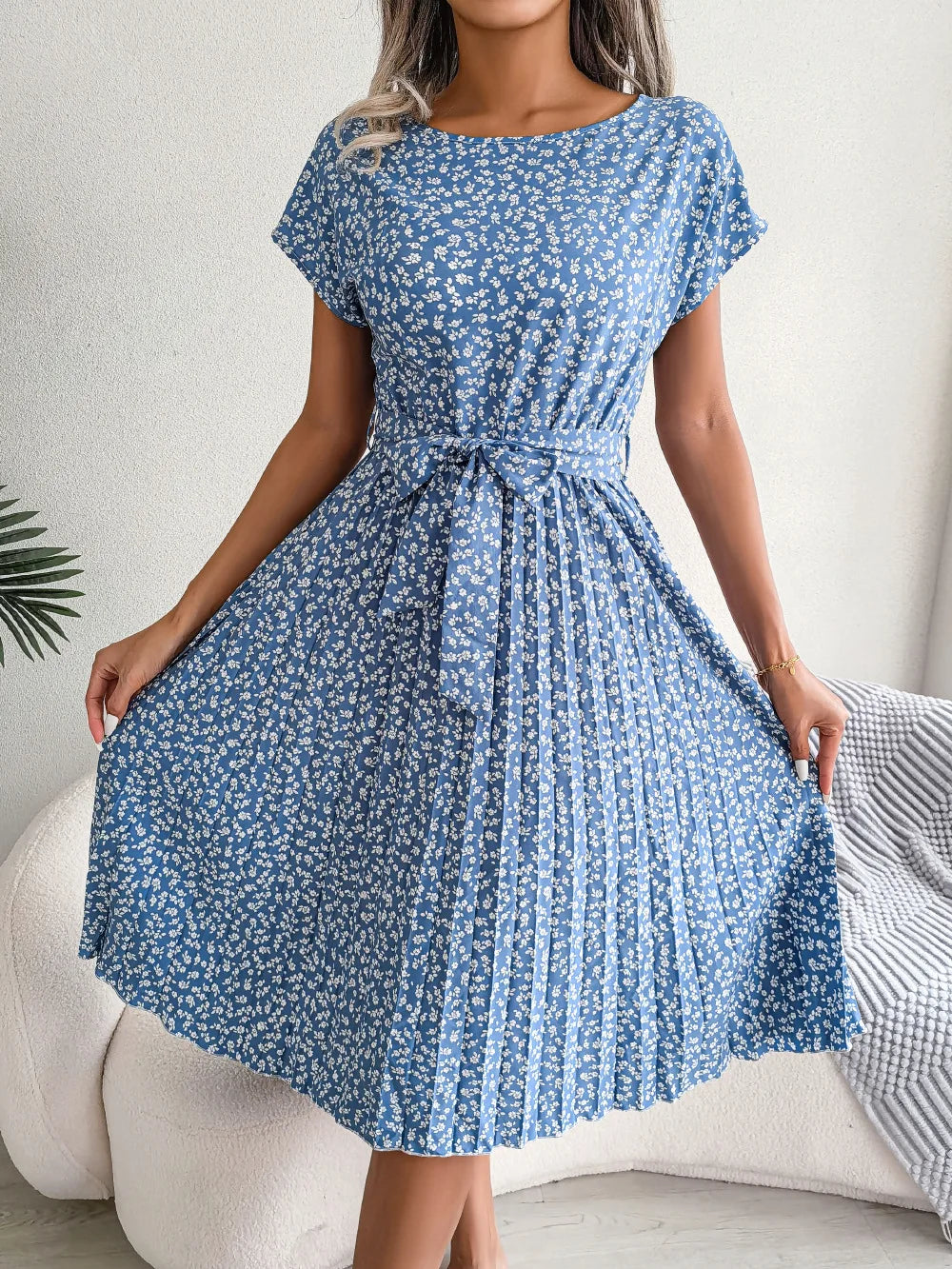 Floral Pleated Chic Summer Dress – High Waist, Short Sleeve, A-Line Knee-Length Dress for Women