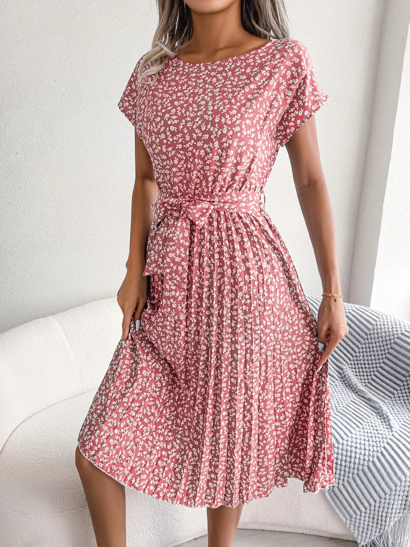 Floral Pleated Chic Summer Dress – High Waist, Short Sleeve, A-Line Knee-Length Dress for Women