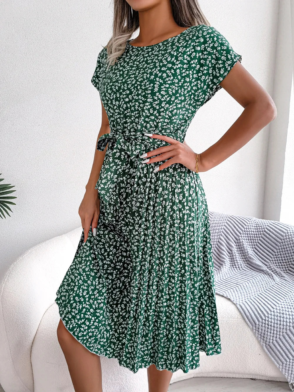 Floral Pleated Chic Summer Dress – High Waist, Short Sleeve, A-Line Knee-Length Dress for Women