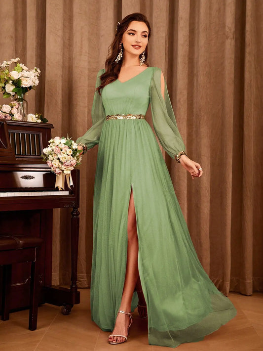 Elegant Mgiacy V-neck Evening Gown with Appliques – Bridesmaid & Party Dress